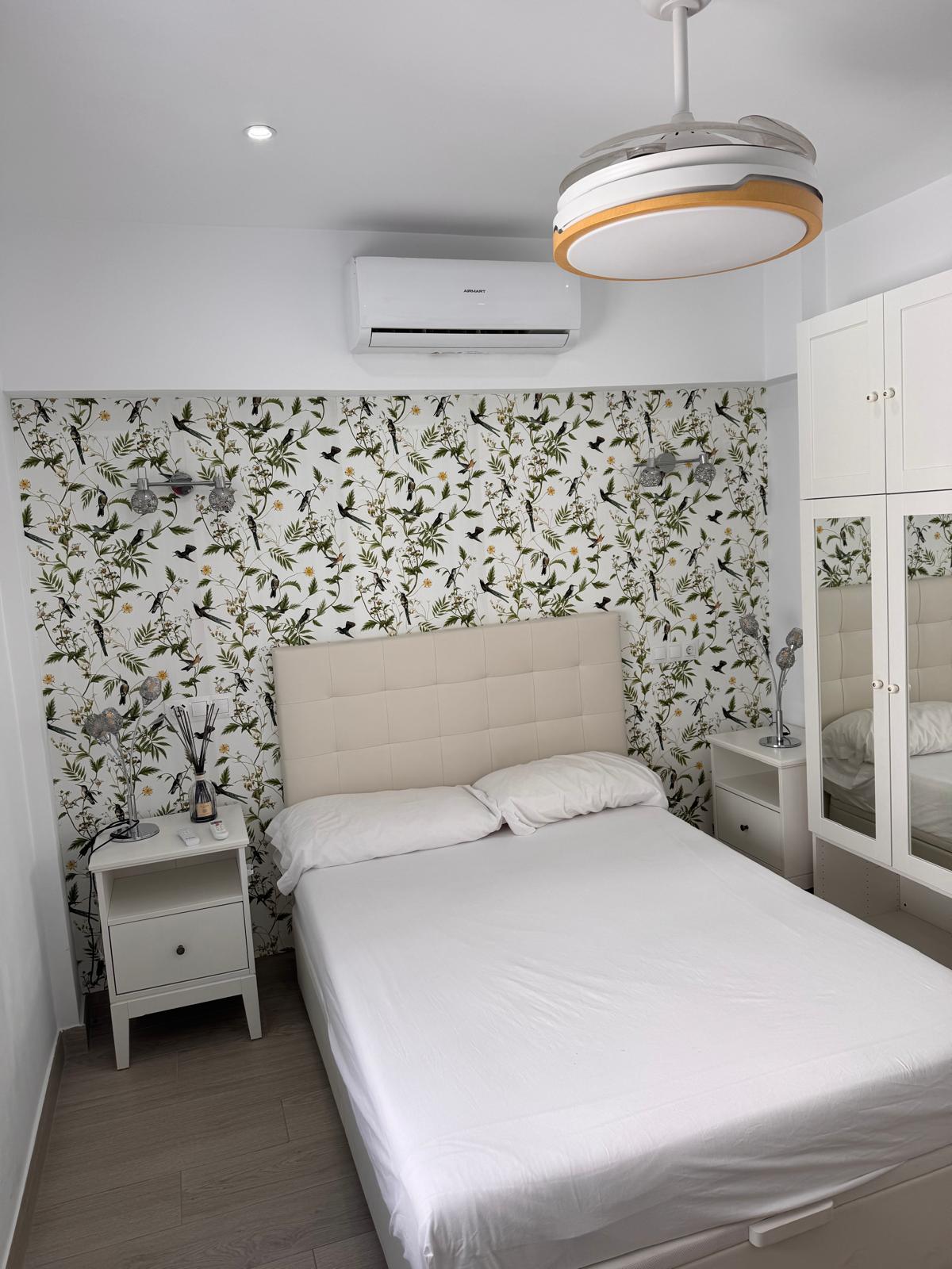 Piso de primera línea en "La Perla, Fuengirola."