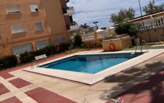 Piso de primera línea en "La Perla, Fuengirola."